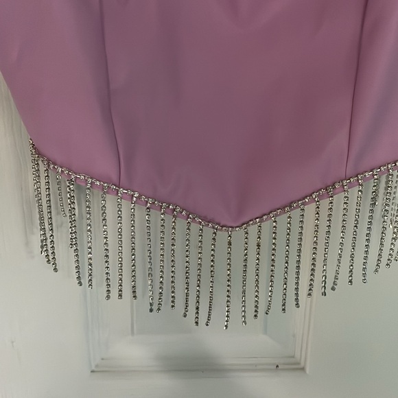 Concert pink top with fringe size medium - Picture 2 of 5